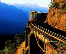 Serra do Mar. Passeio de Trem